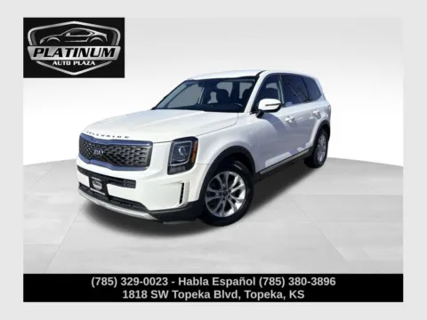 White 2020 Kia Telluride LX for sale in Topeka, KS