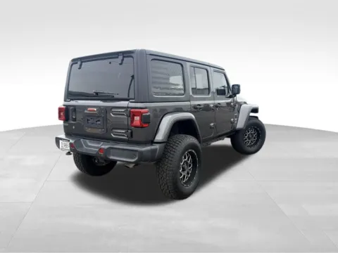 More photos of 2018 Jeep Wrangler Unlimited Sahara at Platinum Auto Plaza, KS