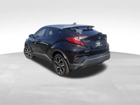 More photos of 2020 Toyota C-HR XLE at Platinum Auto Plaza, KS