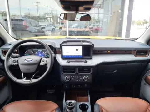 More photos of 2022 Ford Maverick Lariat at Platinum Auto Plaza, KS