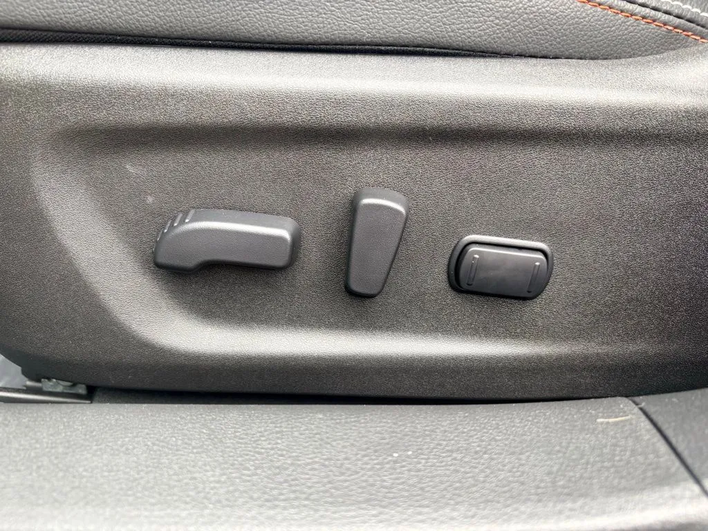 2024 Nissan Altima SR - Photo 29