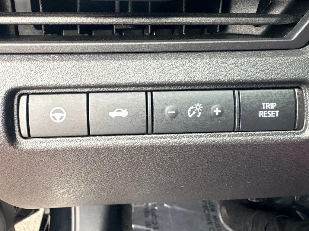 2024 Nissan Altima SR - Photo 44
