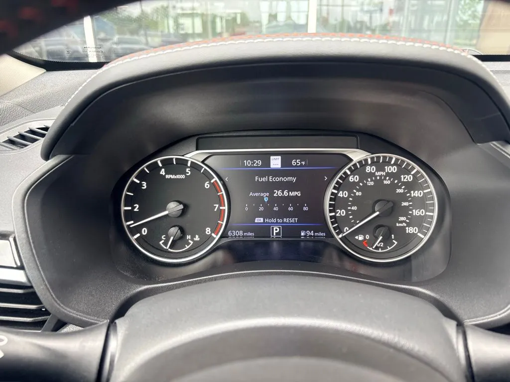 2024 Nissan Altima SR - Photo 10