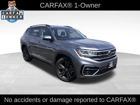 Photos of 2021 Volkswagen Atlas 3.6L V6 SE w/Technology R-Line for sale in Topeka, KS at Platinum Auto Plaza