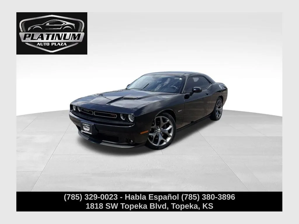 2016 Dodge Challenger R/T Plus's photo