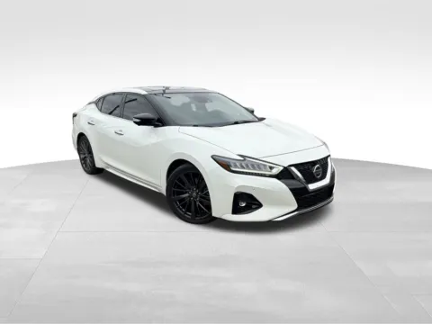 Photos of 2019 Nissan Maxima Platinum for sale in Topeka, KS at Platinum Auto Plaza