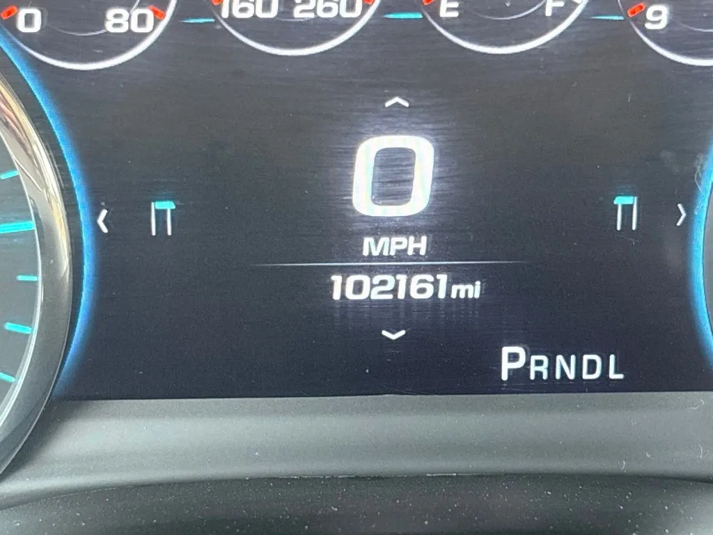 GMC Yukon photo 11