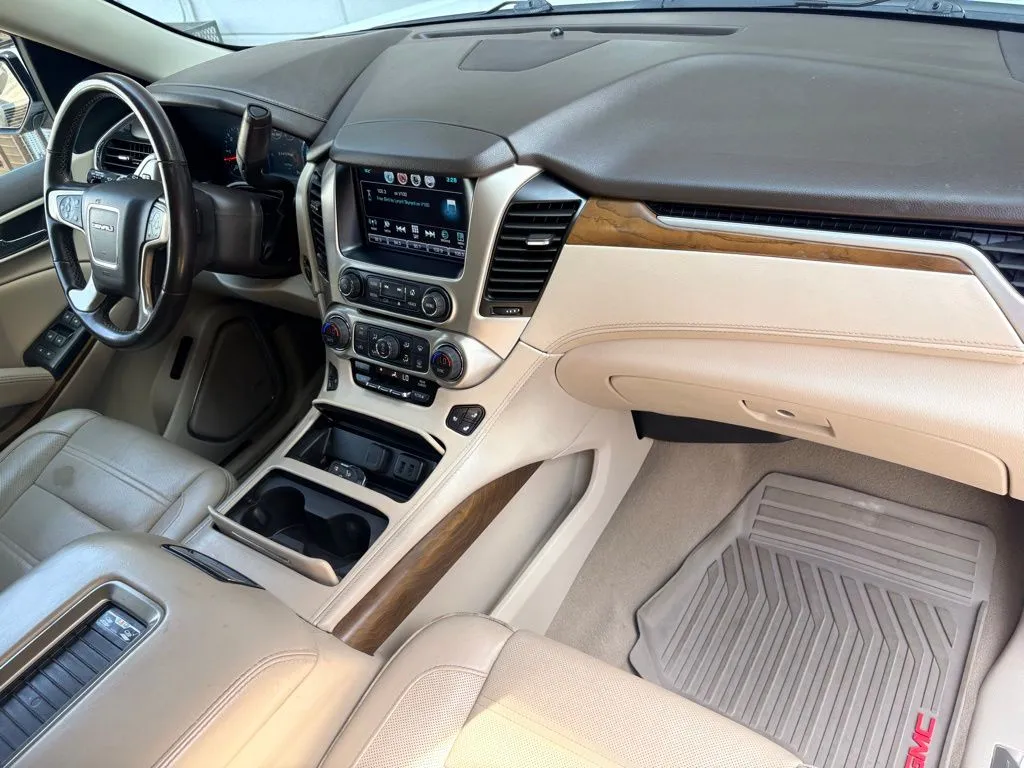 GMC Yukon photo 39