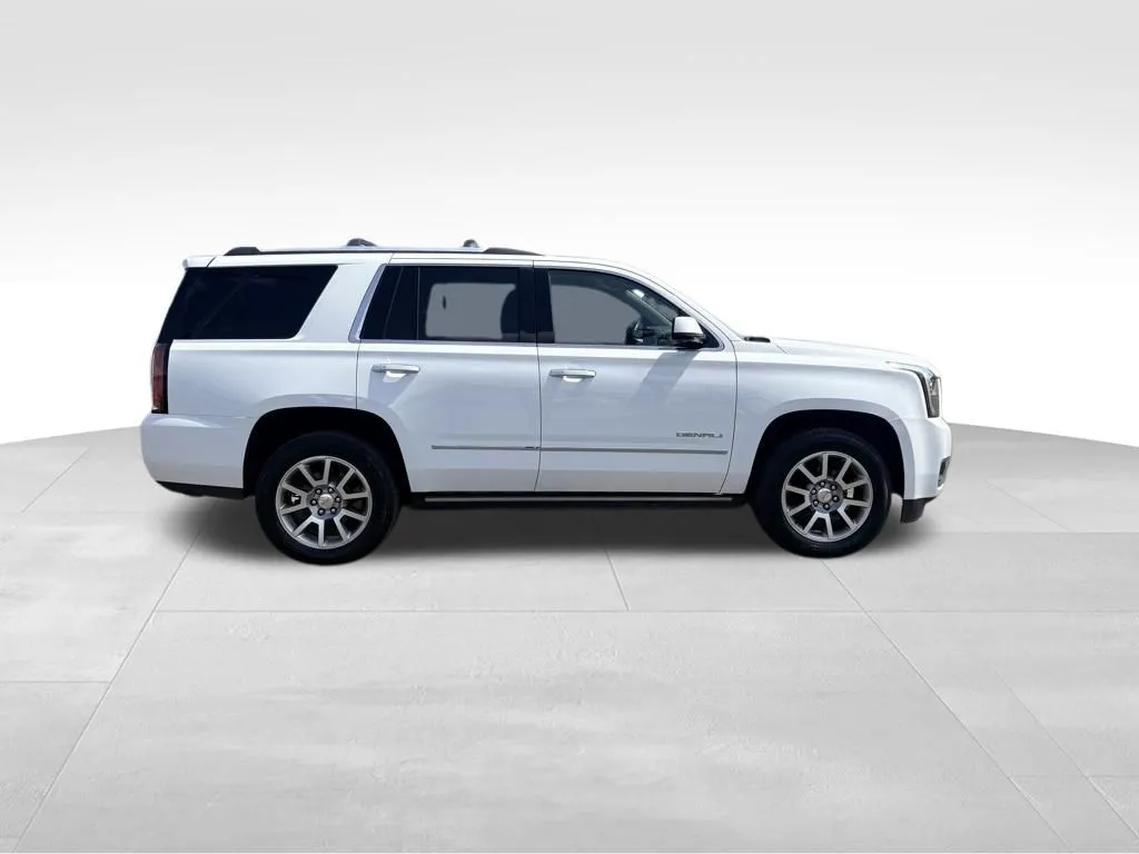 GMC Yukon photo 21