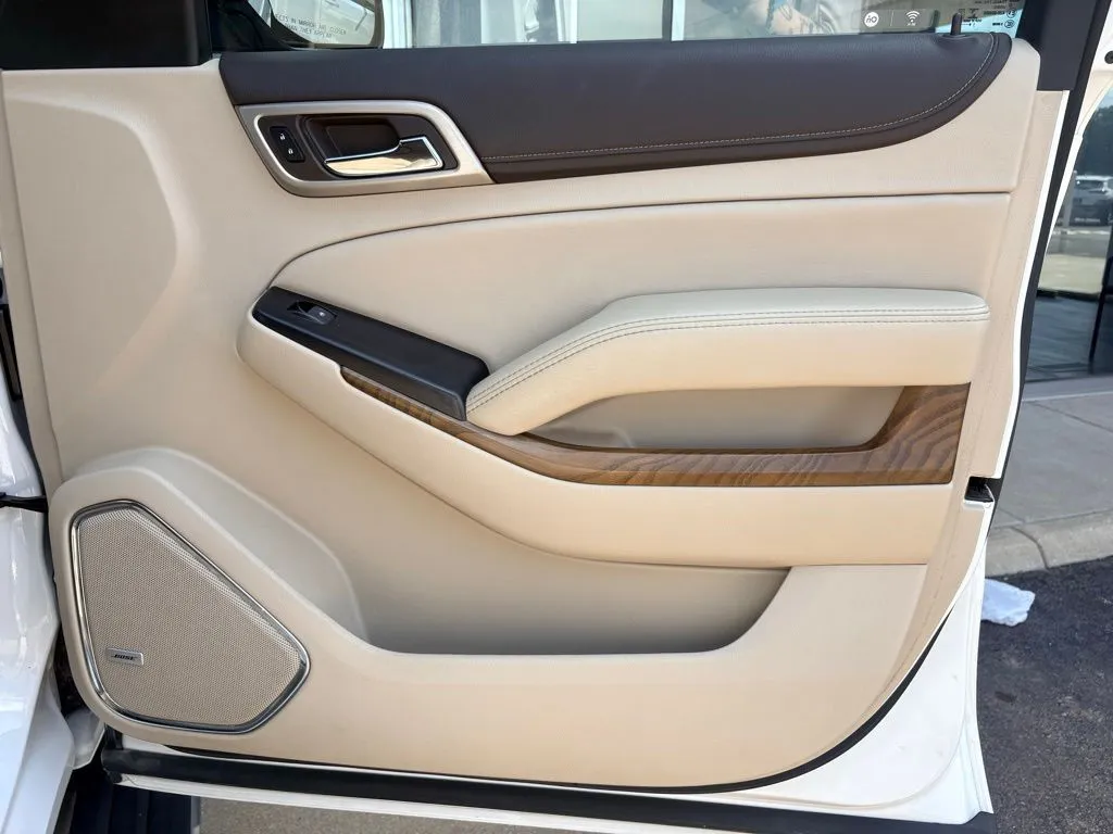GMC Yukon photo 38