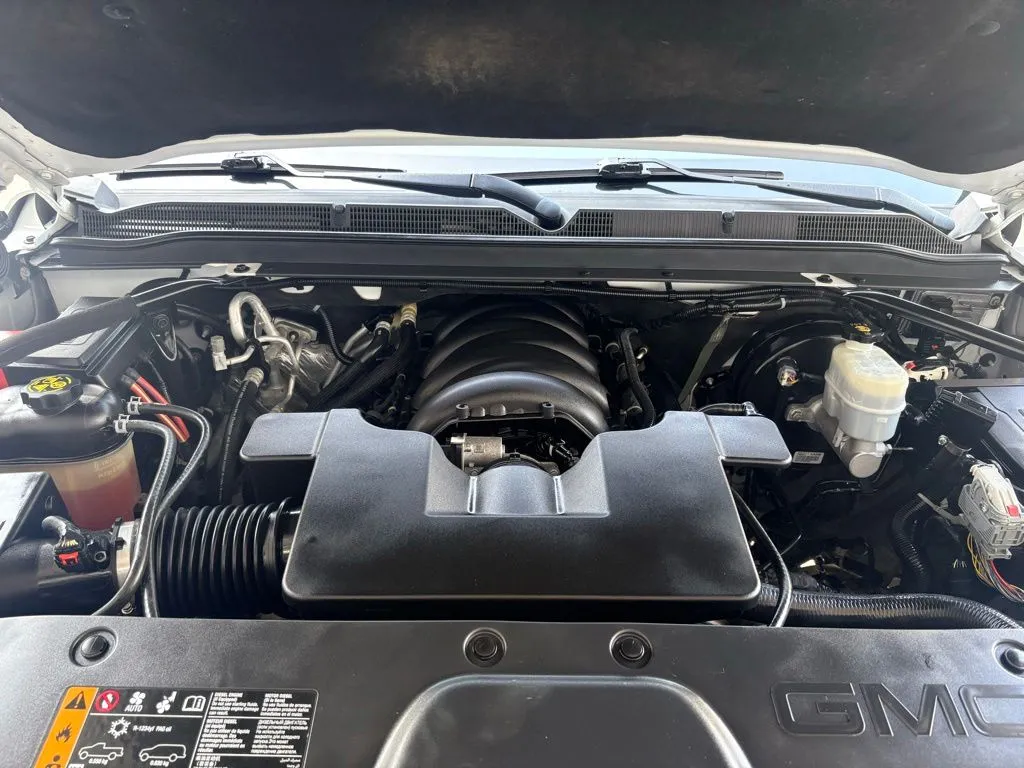GMC Yukon photo 20