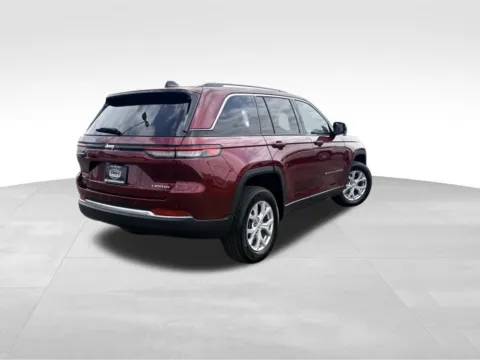 Another view of 2023 Jeep Grand Cherokee Limited for sale in Topeka, KS at Platinum Auto Plaza