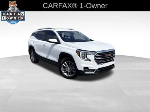 Photos of 2024 GMC Terrain SLT for sale in Topeka, KS at Platinum Auto Plaza