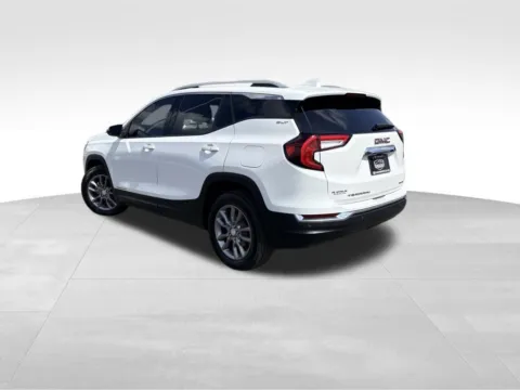 More photos of 2024 GMC Terrain SLT at Platinum Auto Plaza, KS