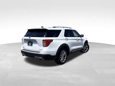 Another view of 2022 Ford Explorer Limited for sale in Topeka, KS at Platinum Auto Plaza
