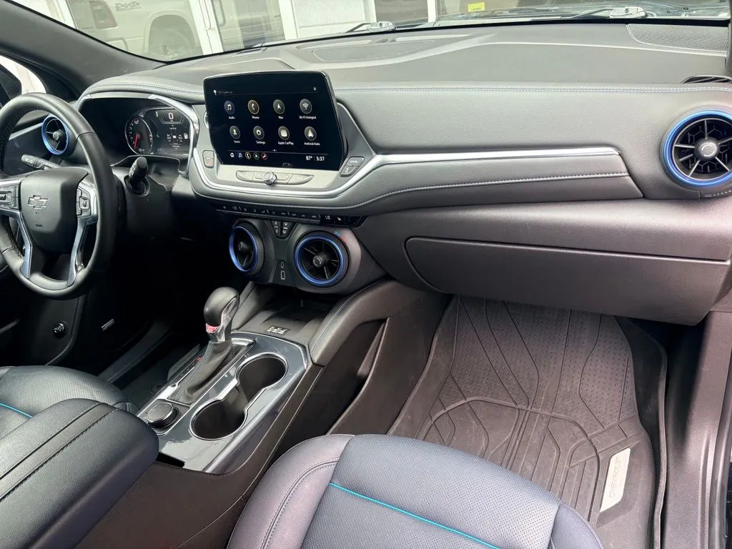 Chevrolet Blazer photo 21