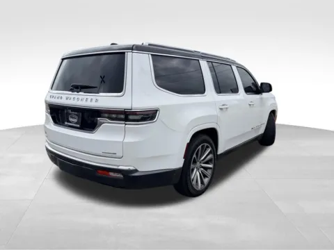 Another view of 2022 Jeep Grand Wagoneer Series II for sale in Topeka, KS at Platinum Auto Plaza