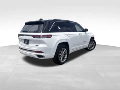 Another view of 2022 Jeep Grand Cherokee Summit 4xe for sale in Topeka, KS at Platinum Auto Plaza