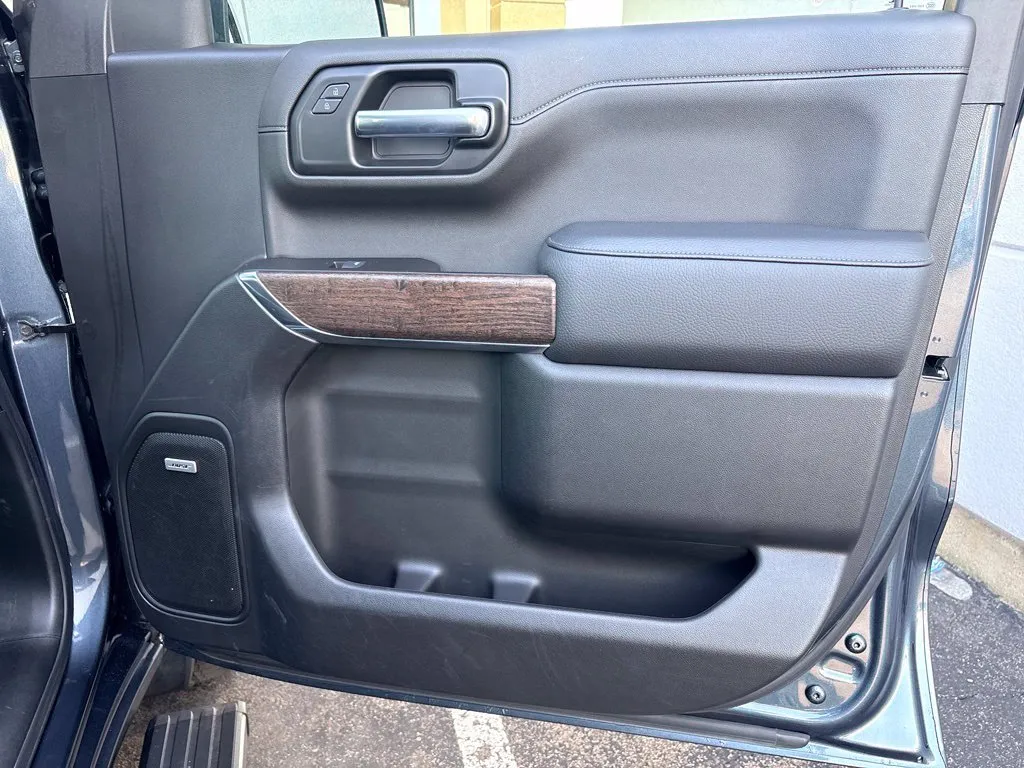GMC Sierra photo 34