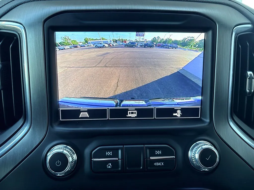 GMC Sierra photo 14