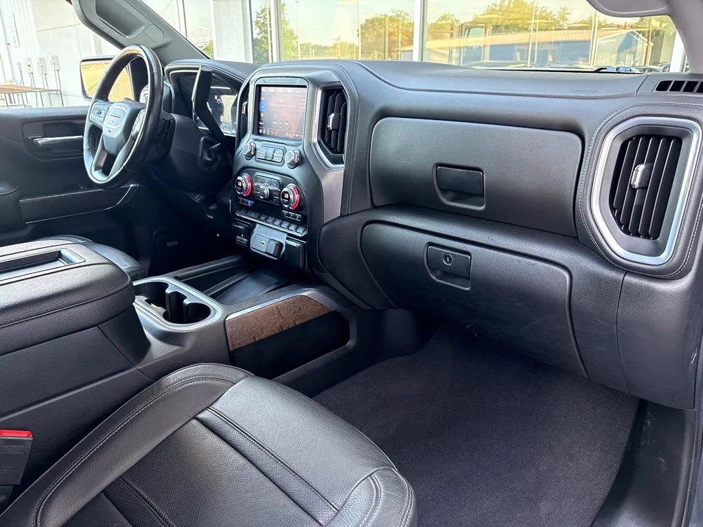 GMC Sierra photo 35