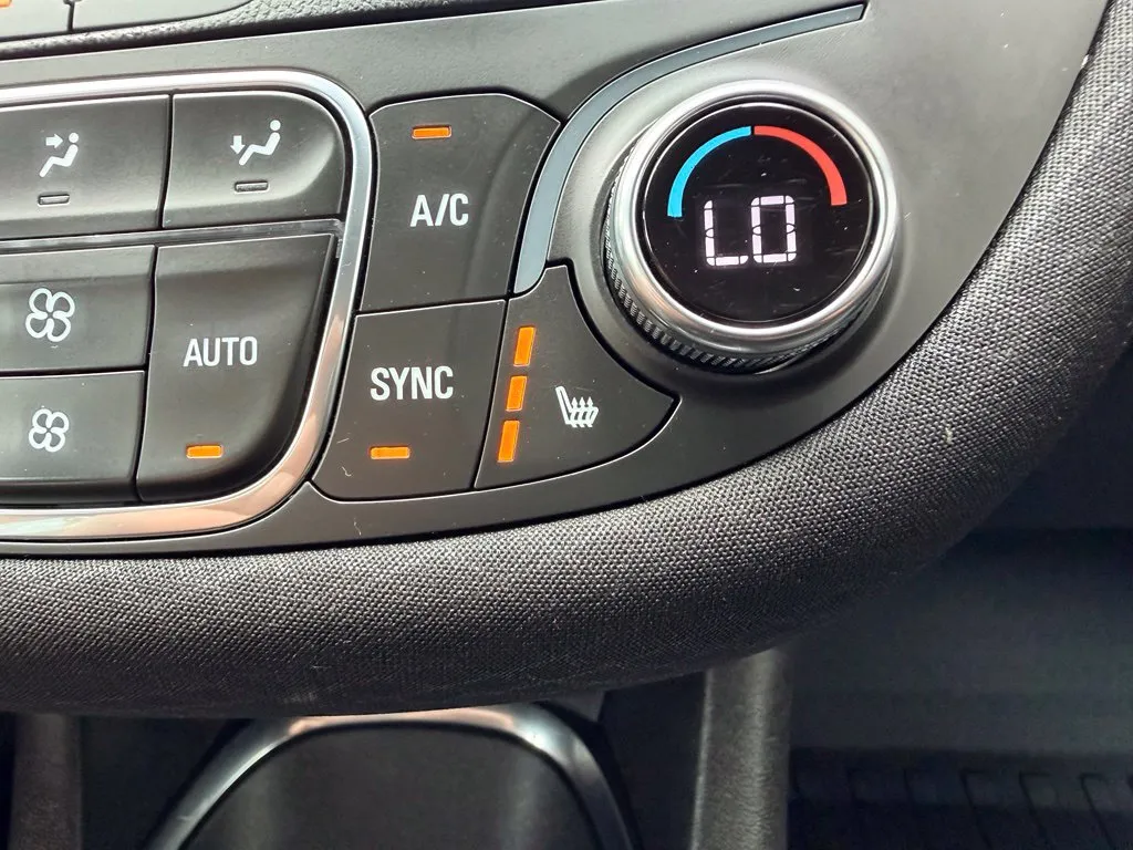 Chevrolet Malibu photo 19