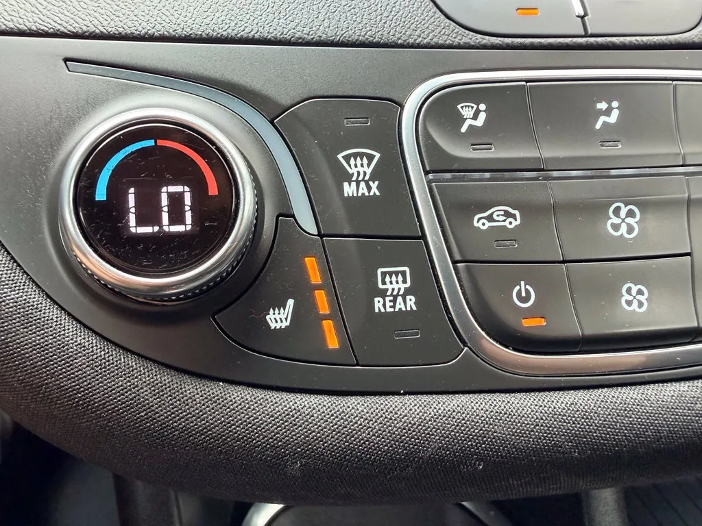 Chevrolet Malibu photo 18