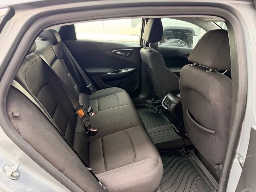 Chevrolet Malibu photo 34