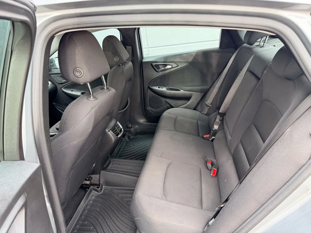 Chevrolet Malibu photo 35
