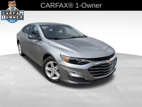Photos of 2024 Chevrolet Malibu LT for sale in Topeka, KS at Platinum Auto Plaza
