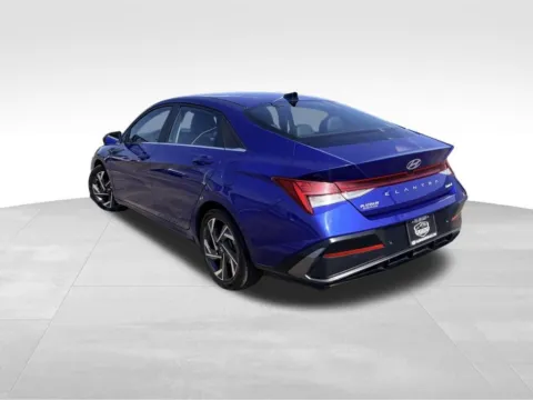 More photos of 2024 Hyundai Elantra Limited at Platinum Auto Plaza, KS
