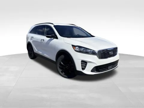Photos of 2020 Kia Sorento S for sale in Topeka, KS at Platinum Auto Plaza