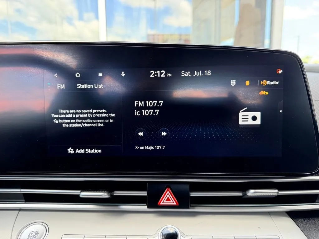 Hyundai Elantra photo 16