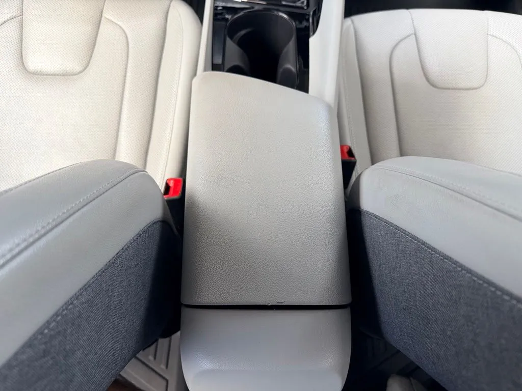 Hyundai Elantra photo 40
