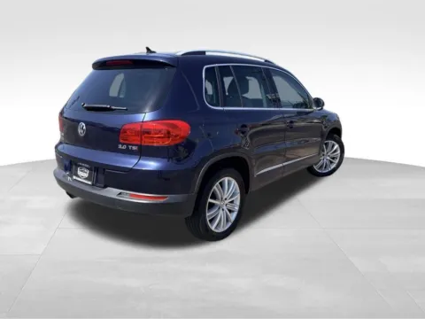 Another view of 2014 Volkswagen Tiguan SE for sale in Topeka, KS at Platinum Auto Plaza