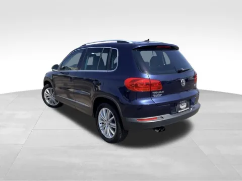 More photos of 2014 Volkswagen Tiguan SE at Platinum Auto Plaza, KS