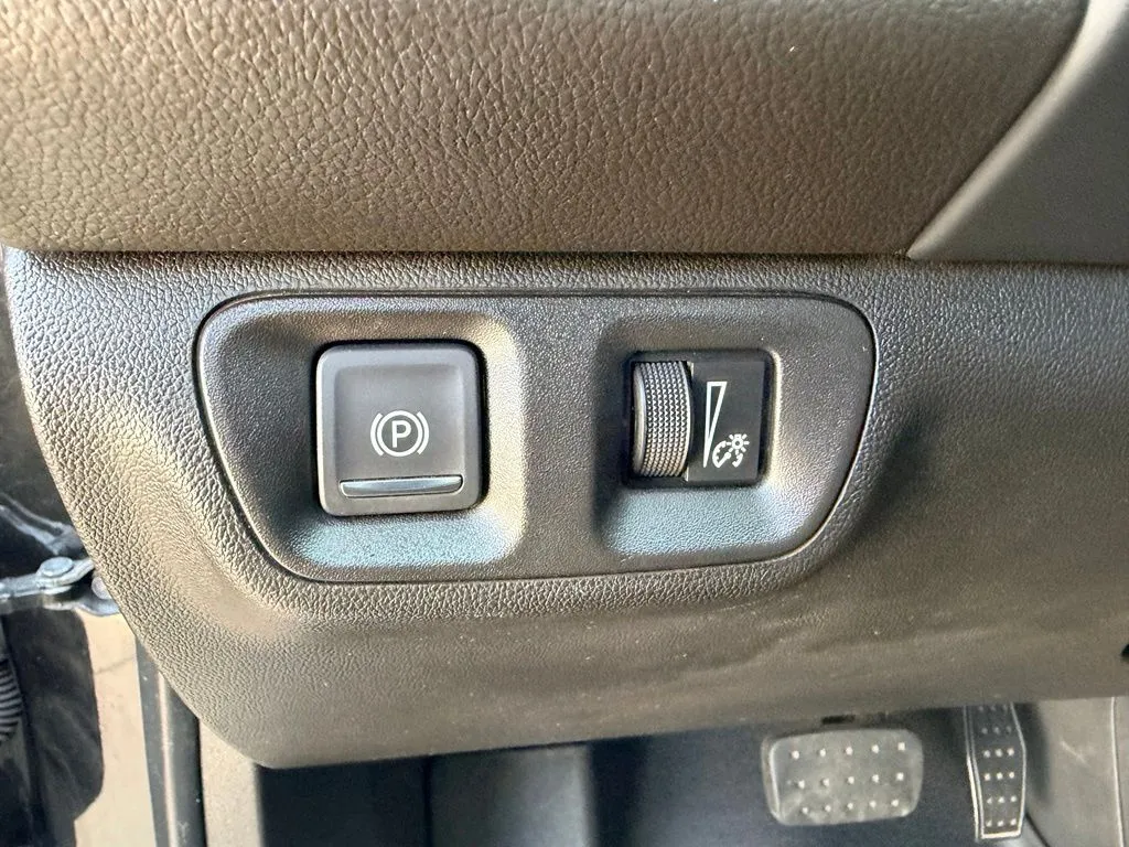 GMC Acadia photo 48
