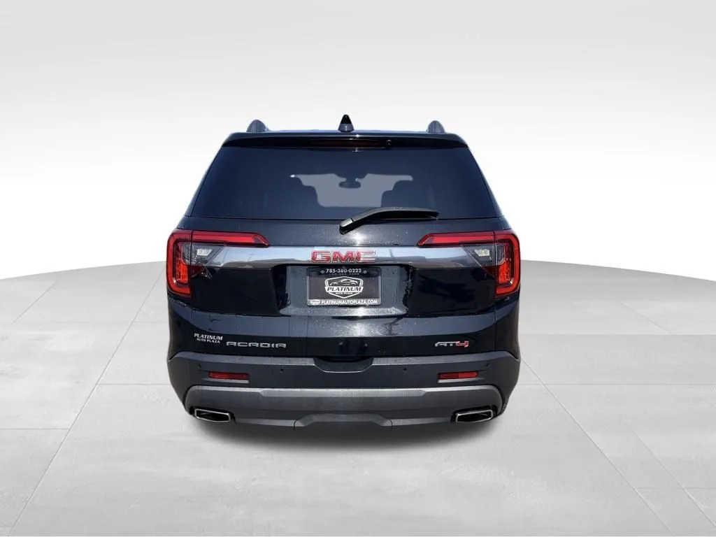 GMC Acadia photo 30