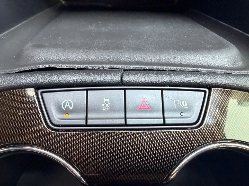 GMC Acadia photo 23