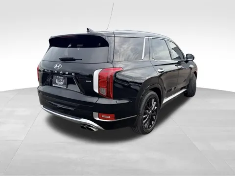 More photos of 2020 Hyundai Palisade Limited at Platinum Auto Plaza, KS