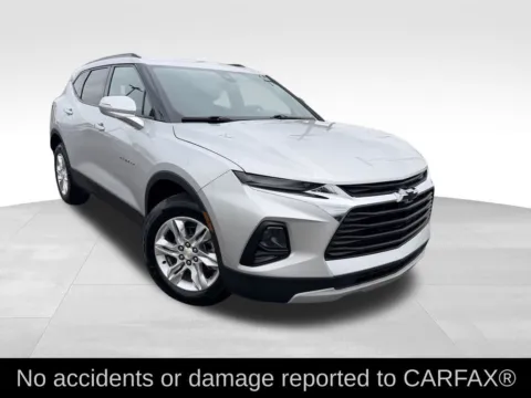 Photos of 2021 Chevrolet Blazer LT for sale in Topeka, KS at Platinum Auto Plaza