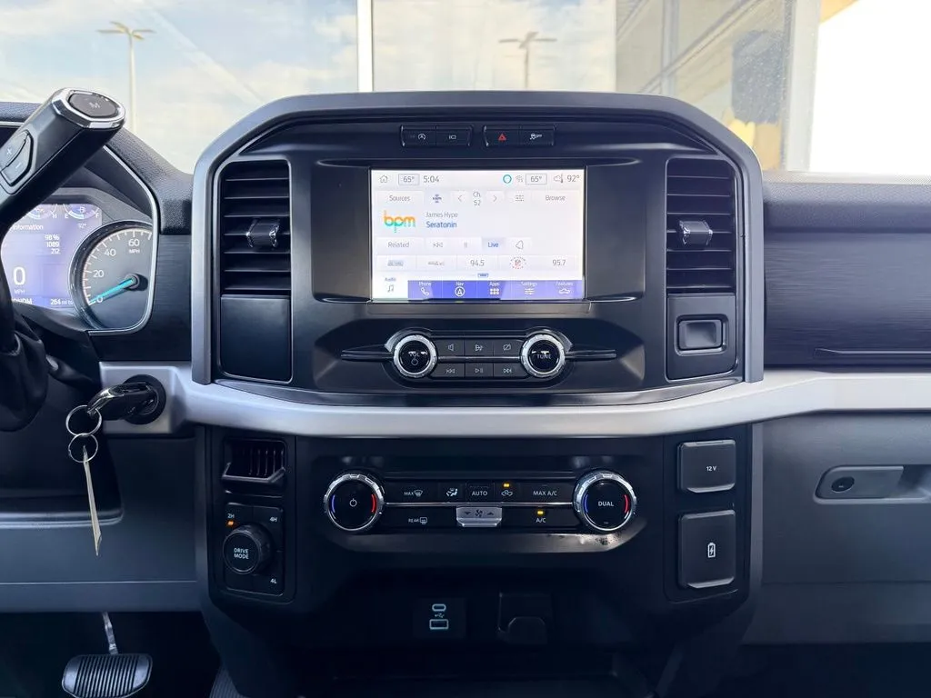 Ford F-150 photo 13