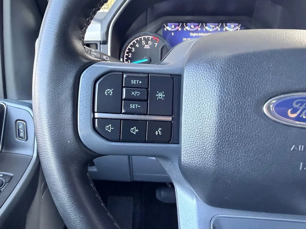 Ford F-150 photo 9