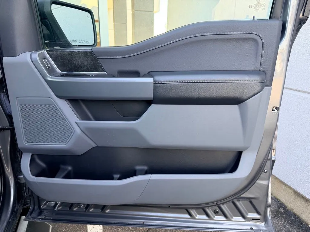 Ford F-150 photo 34