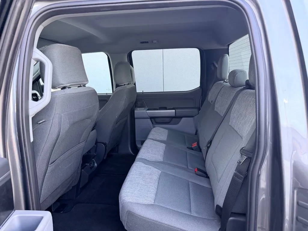 Ford F-150 photo 38