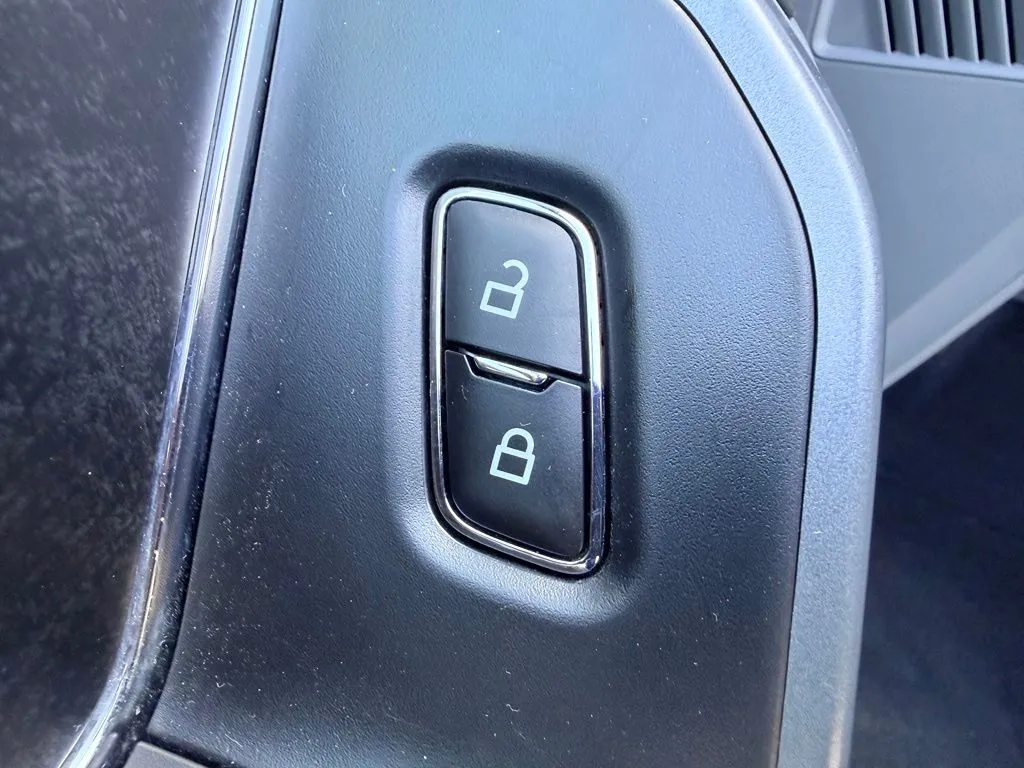 Ford F-150 photo 30