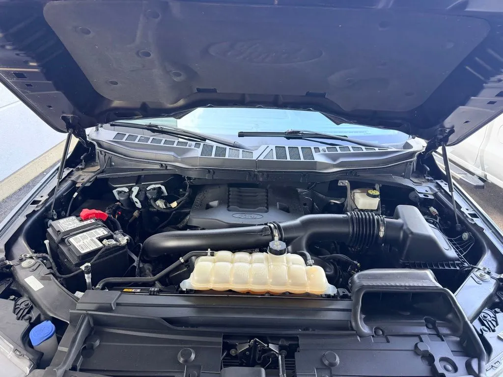 Ford F-150 photo 24