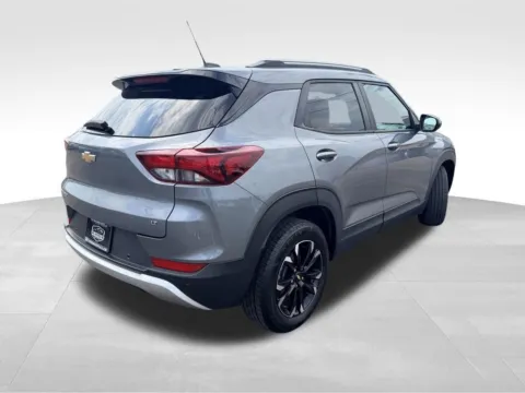 More photos of 2021 Chevrolet TrailBlazer LT at Platinum Auto Plaza, KS
