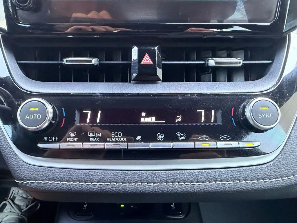 Toyota Corolla photo 17