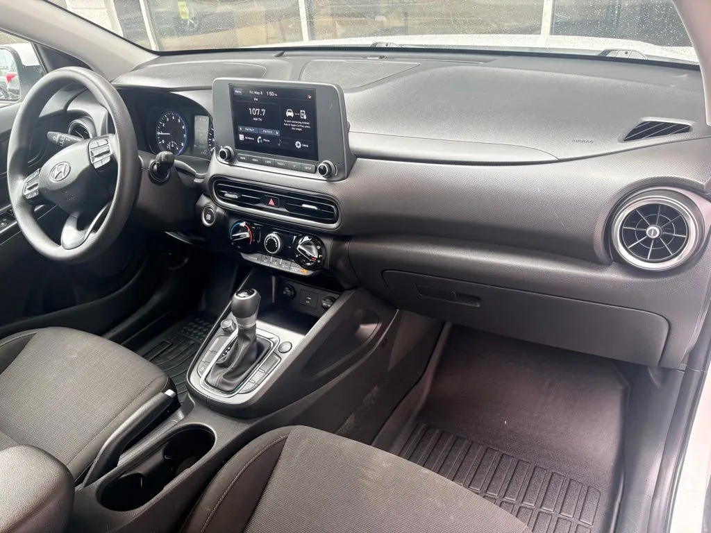 2023 Hyundai Kona SEL - Photo 30